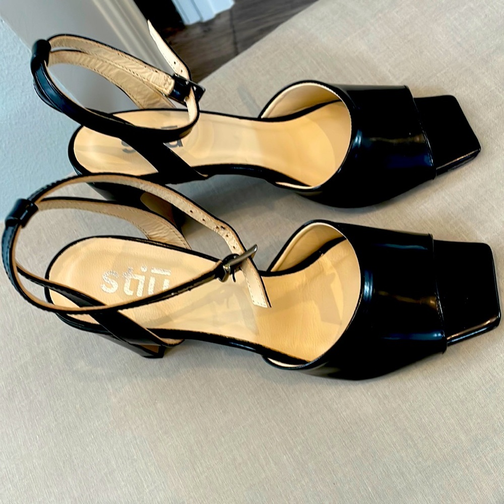 Shoes brand new